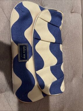 felix rey Navy and Cream Wave Print Clutch